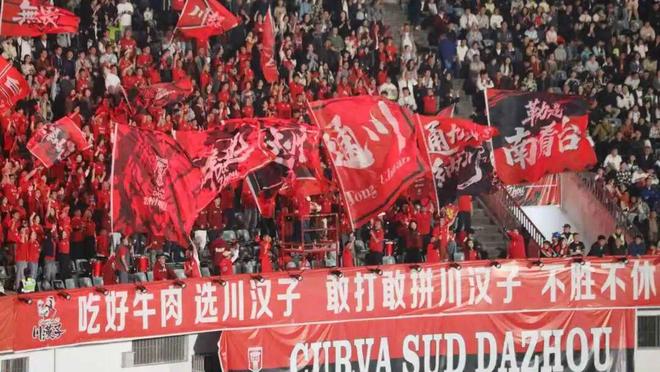 西班牙主帅遭质疑：加维为什么担任首发左边锋？